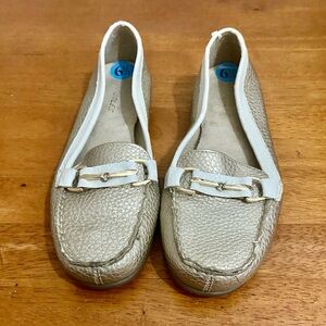 Aerosoles Gold and White Leather Moccasins-Loafers Size-6.5M